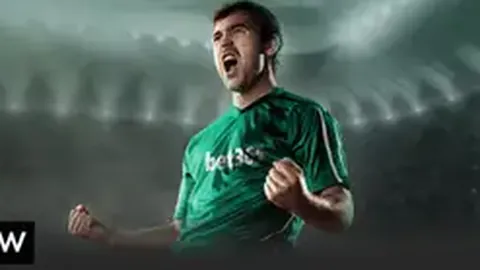 里夫斯独得45分，主场击败步行者