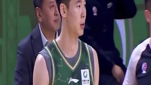 凯尔特人重磅交易：夺冠劲旅目标，二选其一